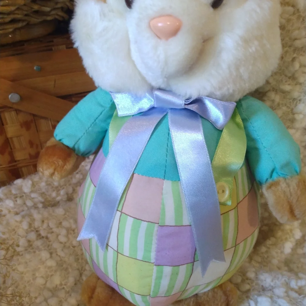 Vintage Plush Bunny - Picture 5 of 7